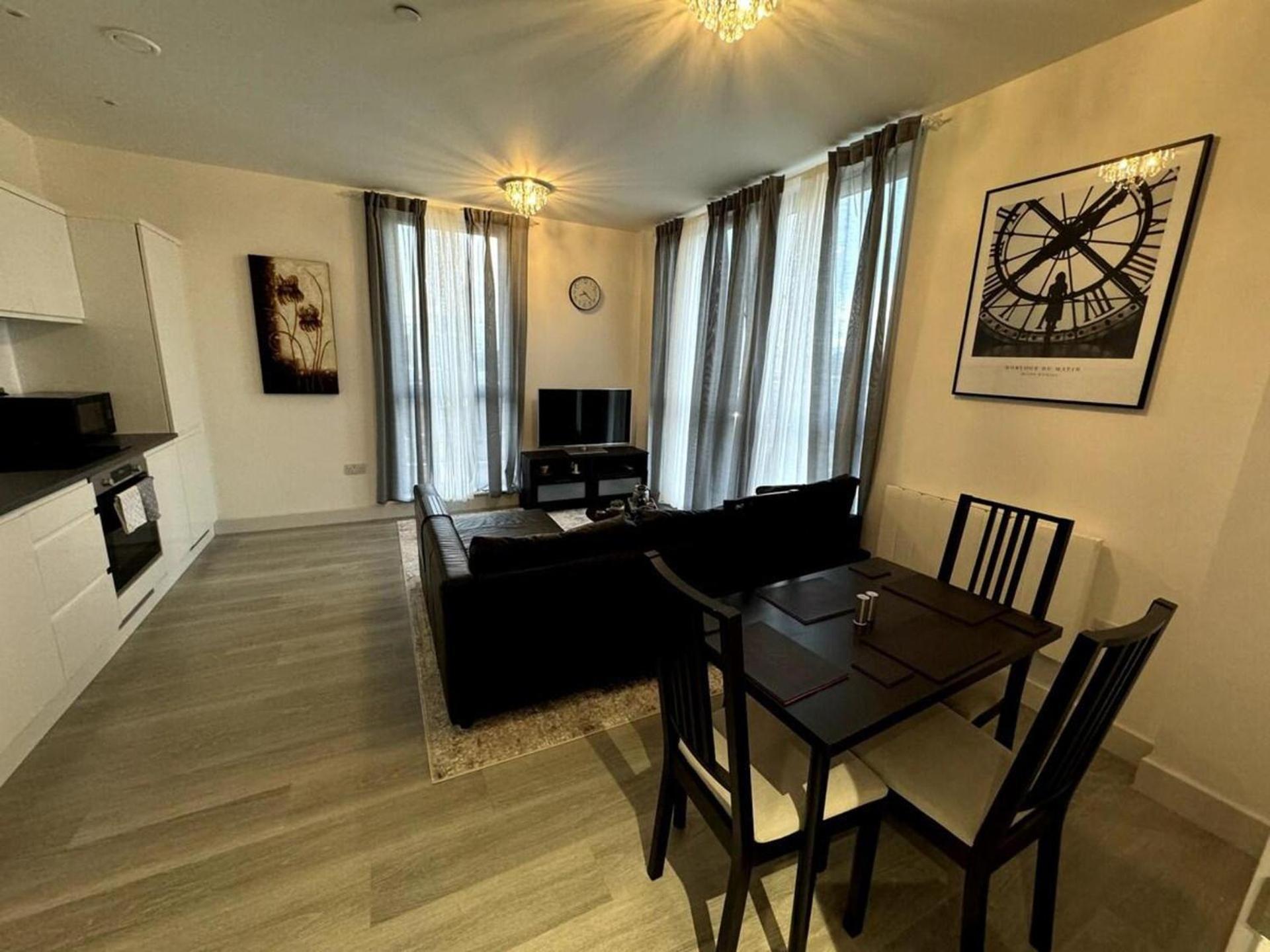 Cozy Bracknell Apartment With Modern Amenities Exterior foto